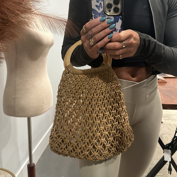 Handcrafted Tan Macrame Tote Bag - Picture 5 of 5